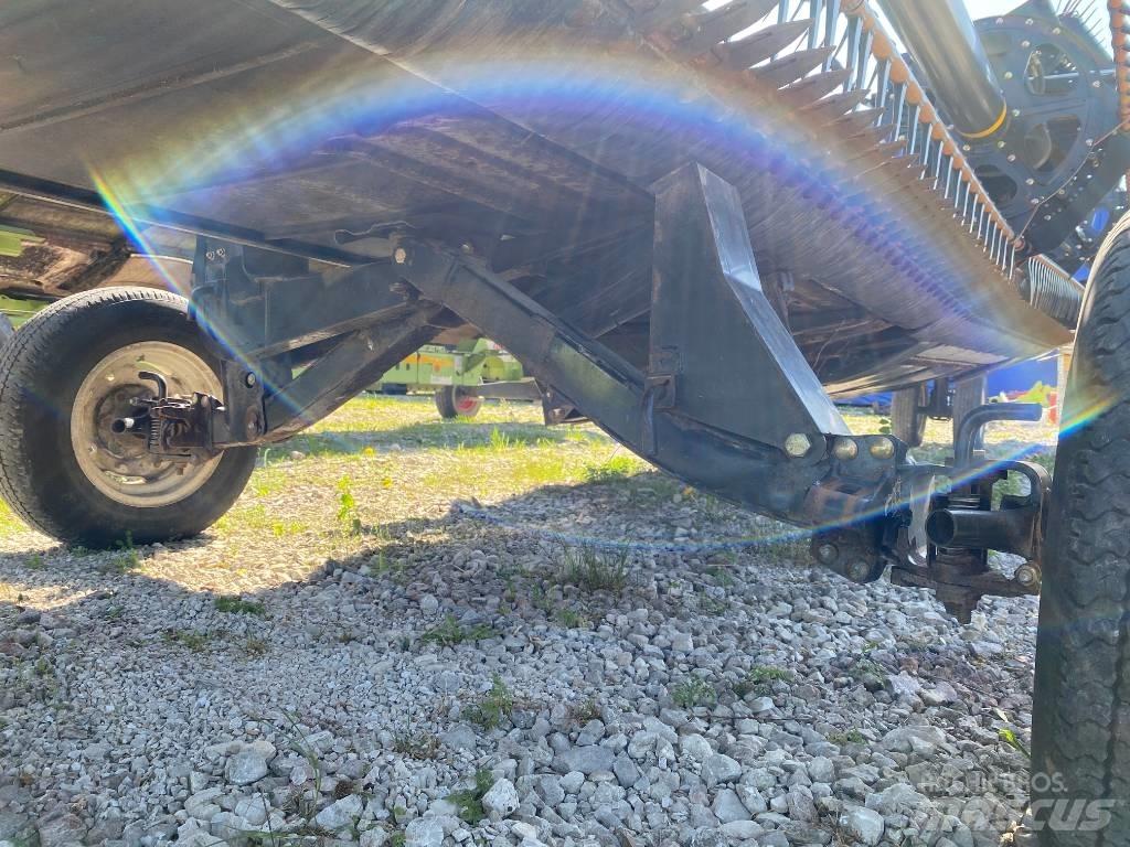 MacDon FD 75 Kombajnove hlavice