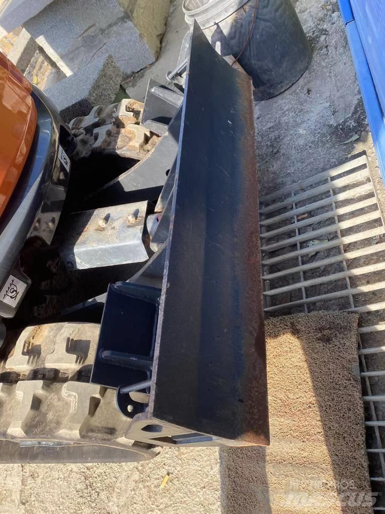 Doosan DX 17 Mini rýpadlá < 7t
