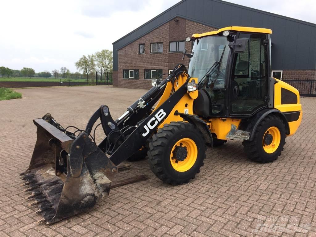 JCB 406 Kolesové nakladače