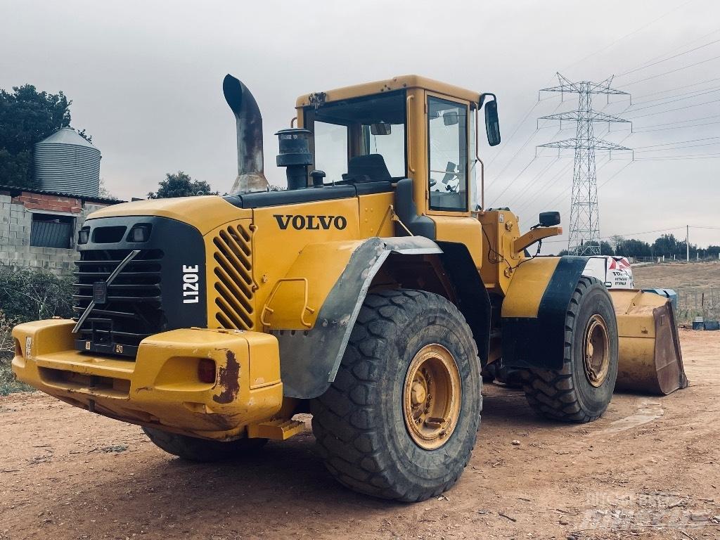 Volvo L120E Kolesové nakladače