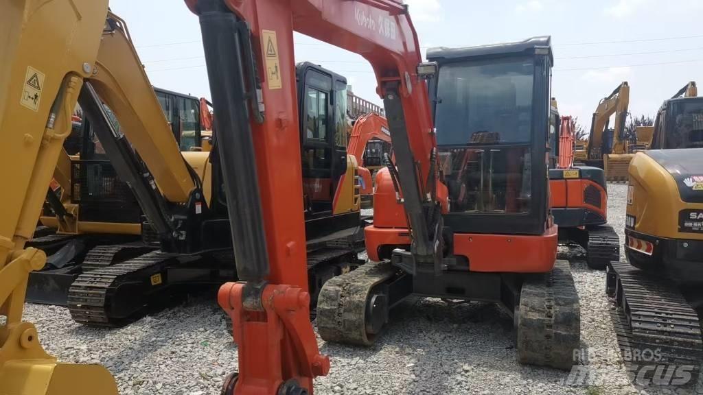 Kubota KX155 Pásové rýpadlá