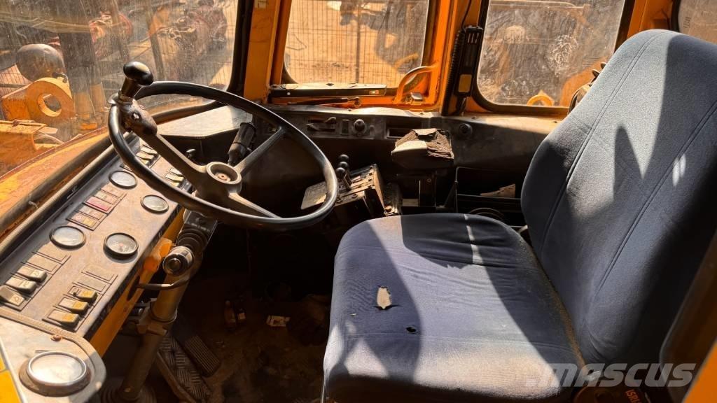 Volvo L 120 Kolesové nakladače
