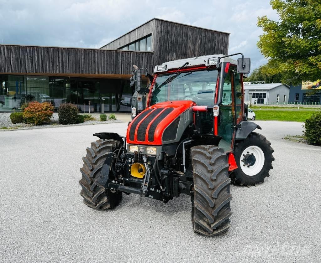 Reform Mounty 100V Traktory