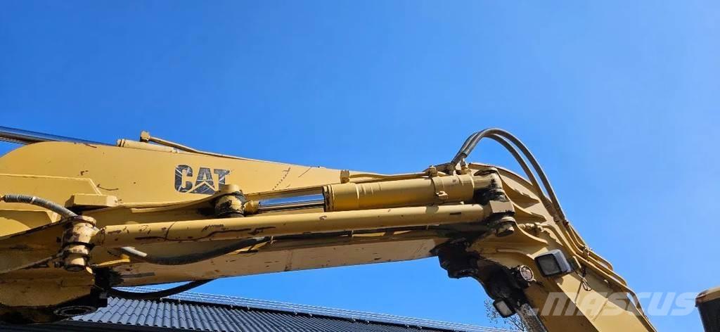 CAT E 70 B Midi rýpadlá 7 t - 12 t