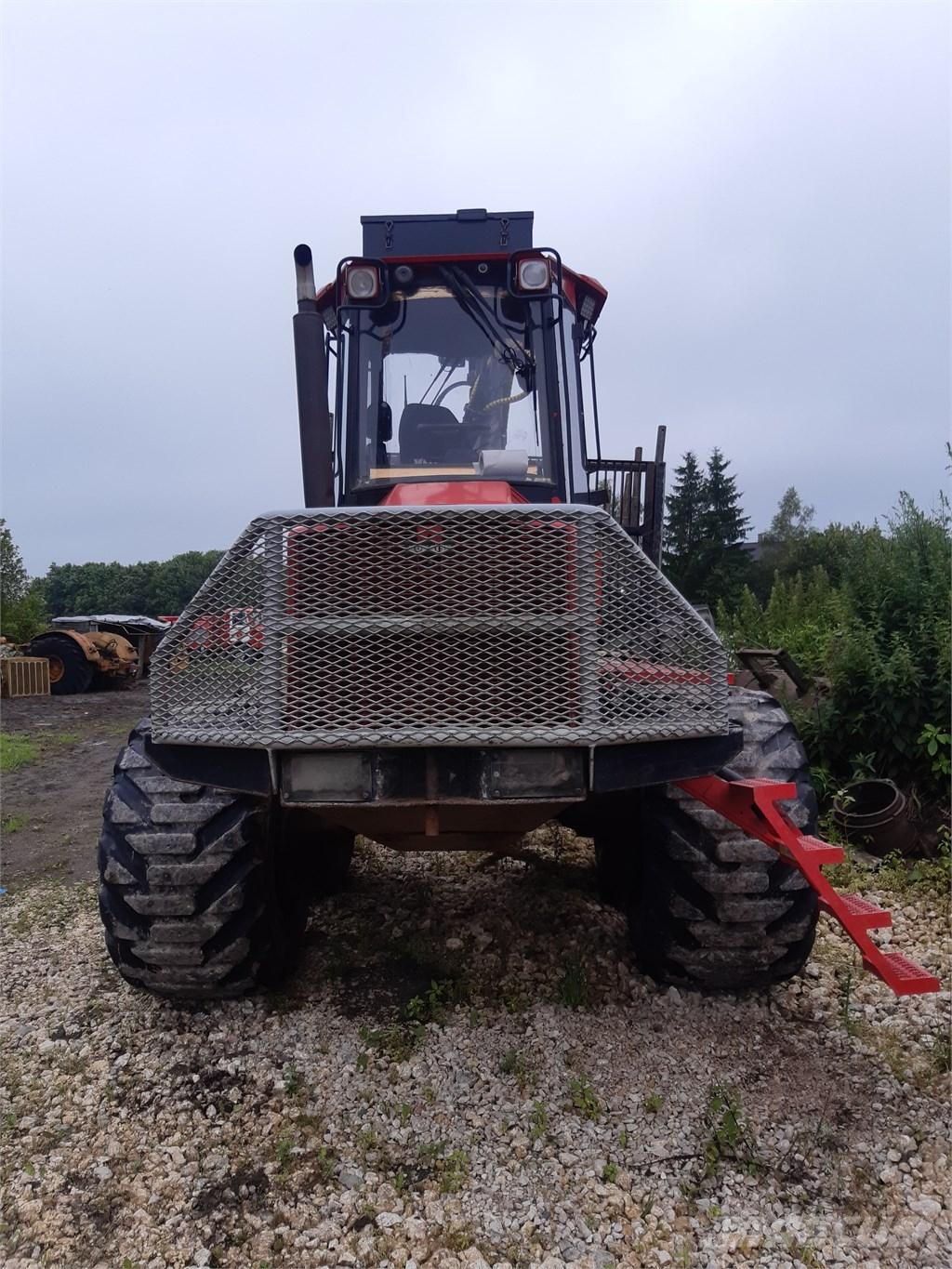 Komatsu 860.4 Lesné traktory