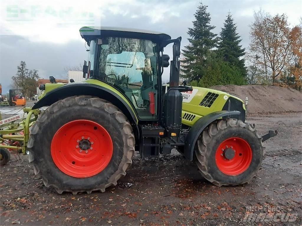 CLAAS arion 610 Traktory