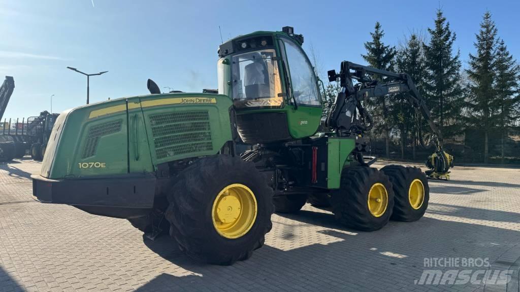 John Deere 1070 E Harvestory