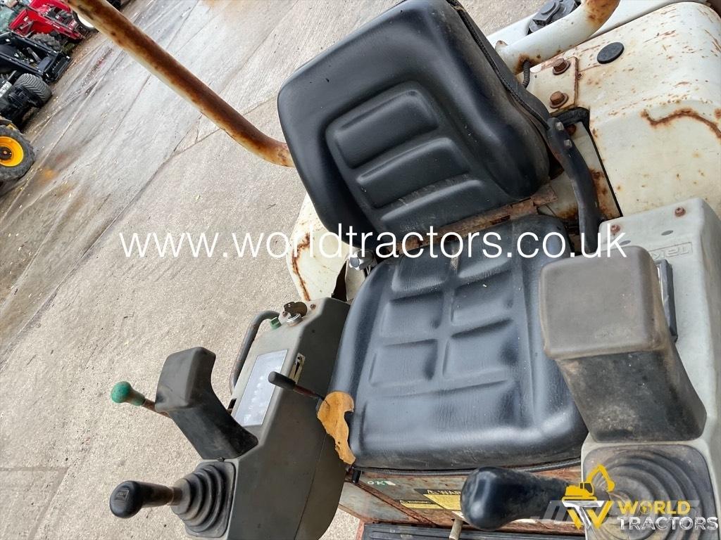 Takeuchi TB 016 Mini rýpadlá < 7t