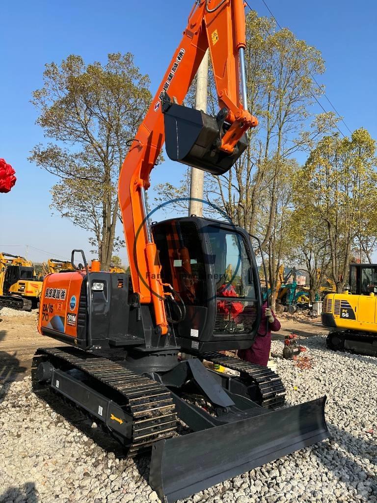 Hitachi ZX 70 Pásové rýpadlá