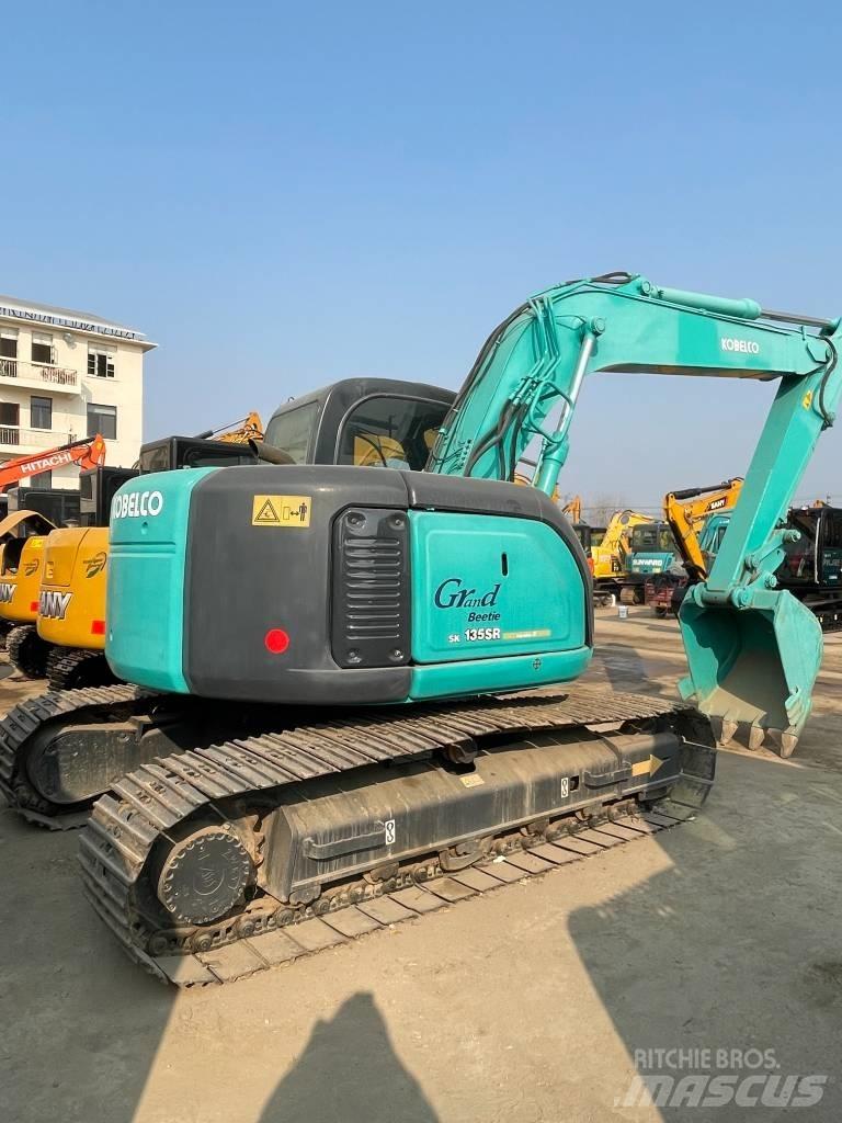 Kobelco SK 135 Pásové rýpadlá