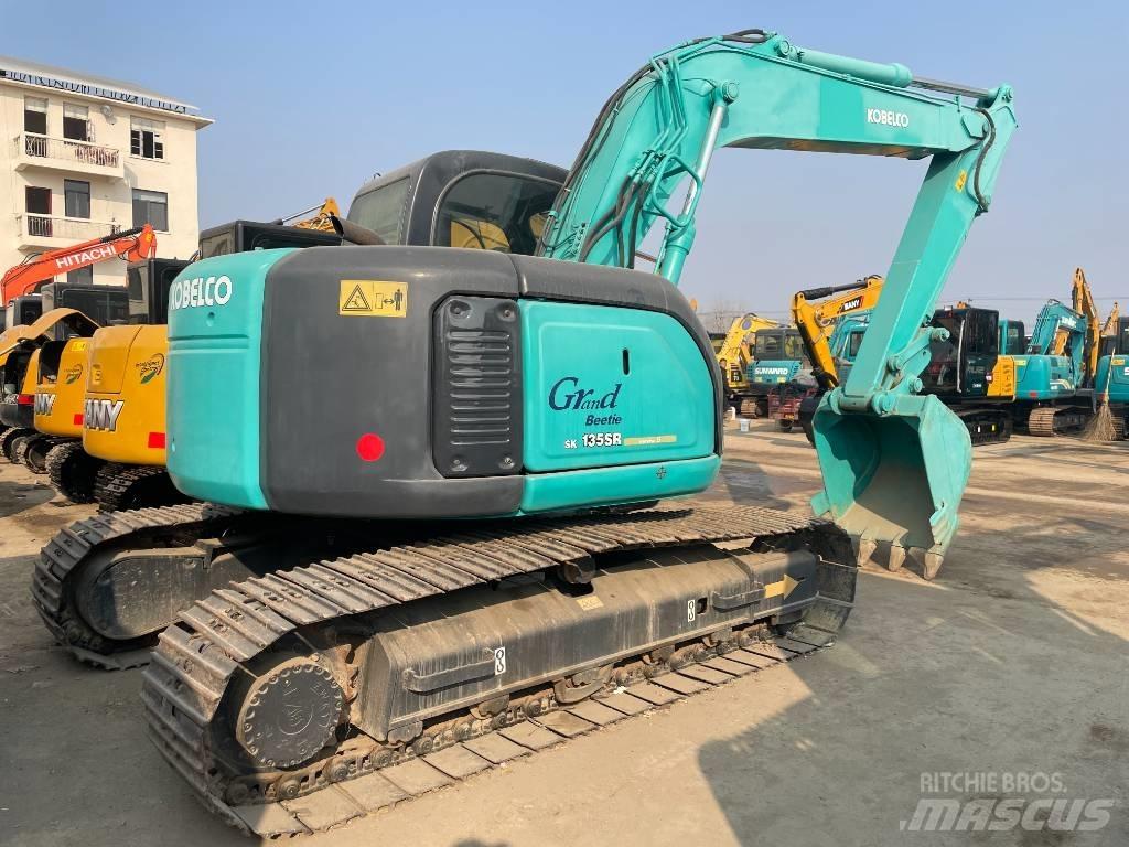 Kobelco SK 135 Pásové rýpadlá