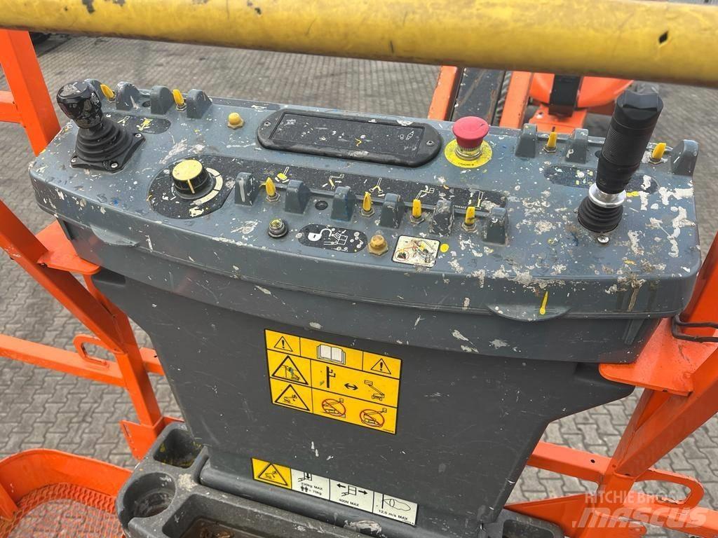 JLG M 600 JP Kĺbové plošiny