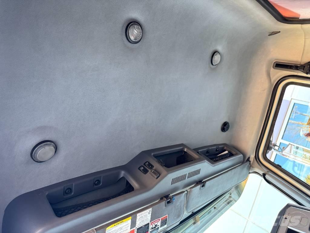 Mack GU813 Sklápače