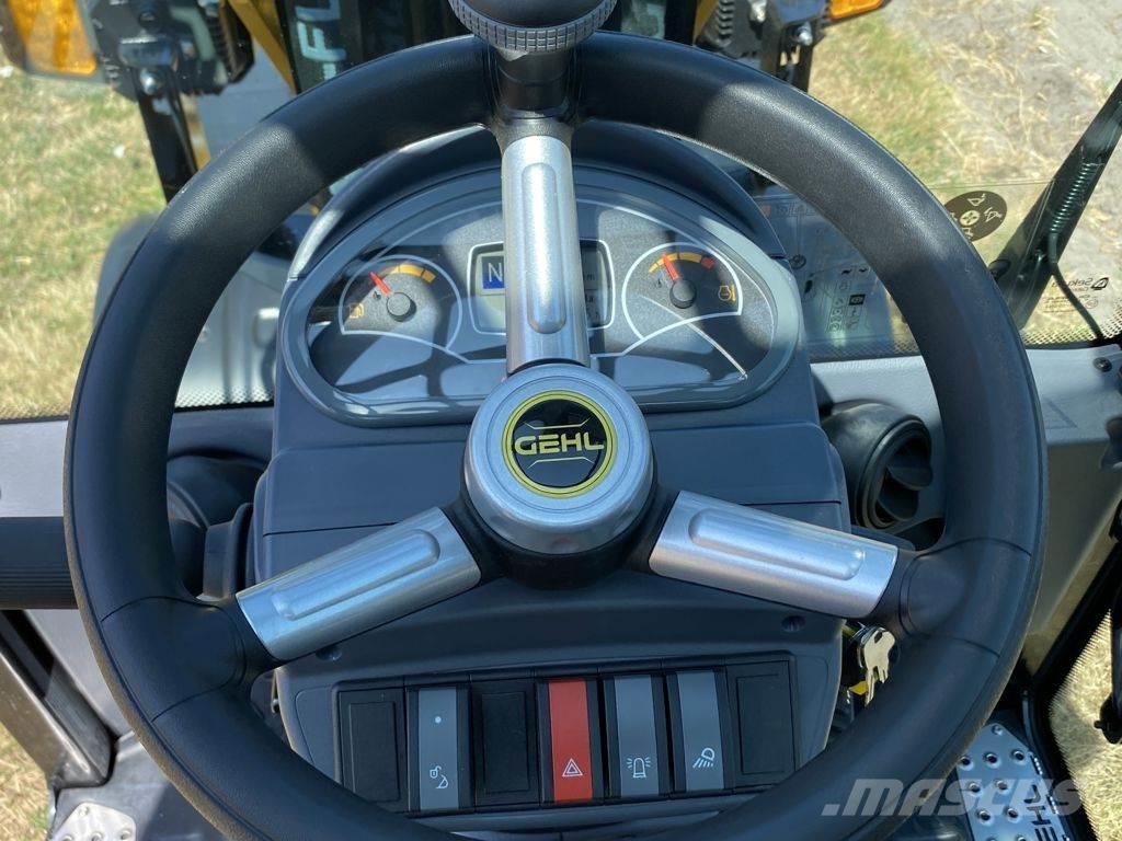 Gehl AL230 Kolesové nakladače