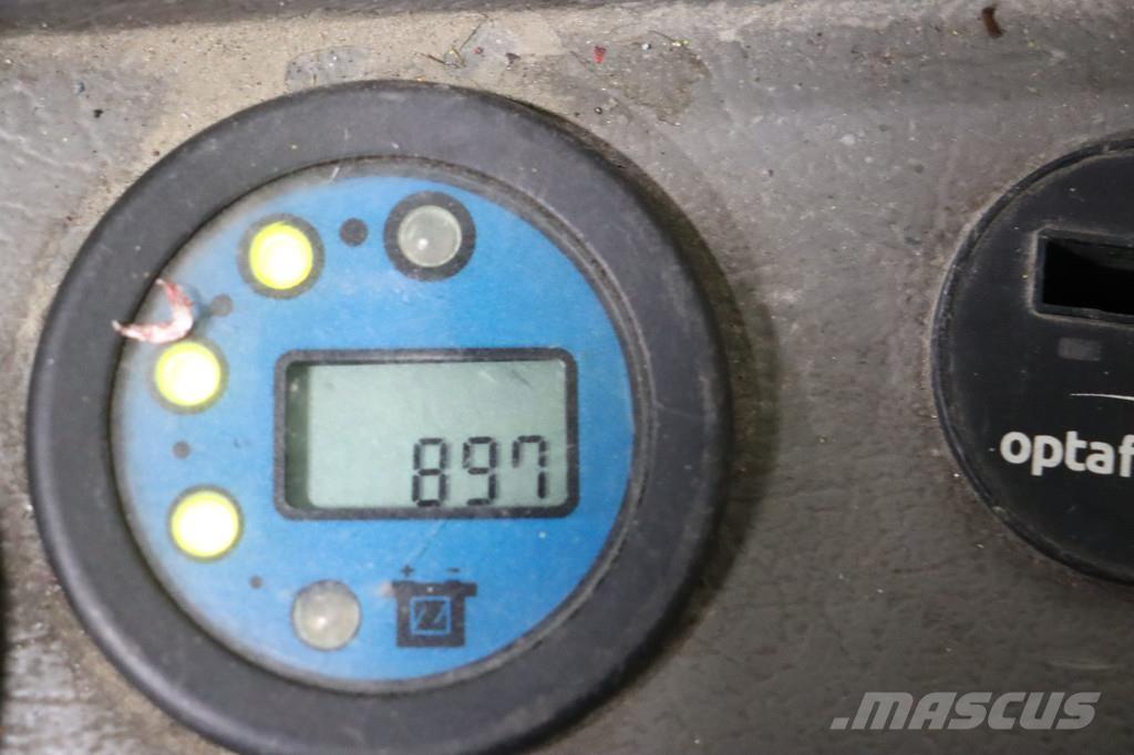 Nissan AJN160 Retraky