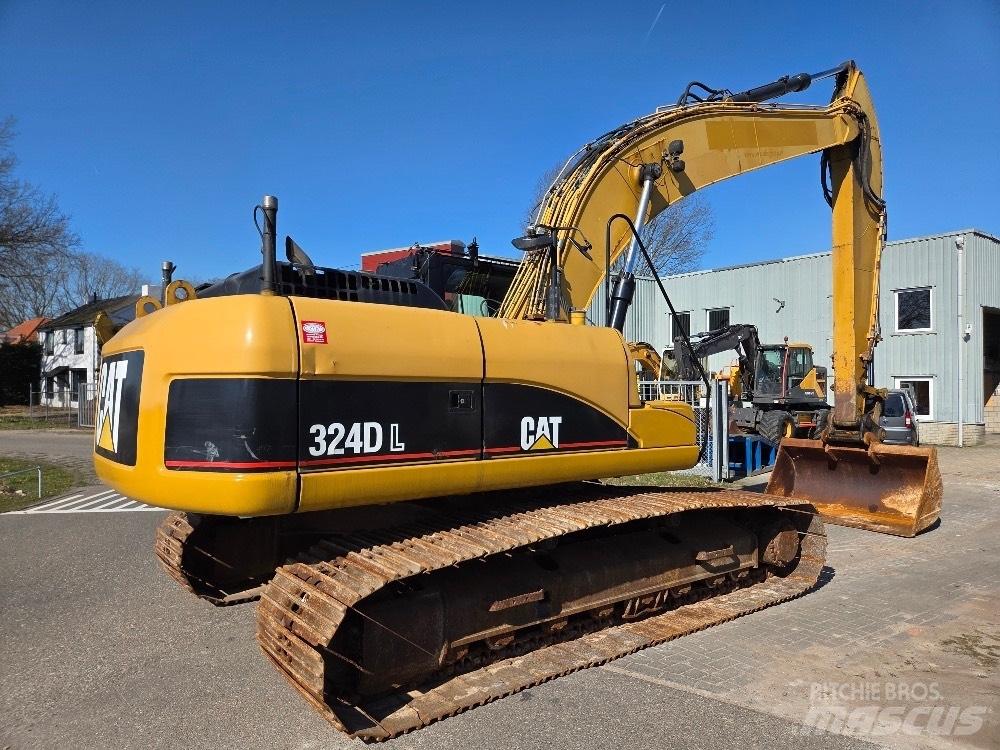 CAT 324DL Pásové rýpadlá