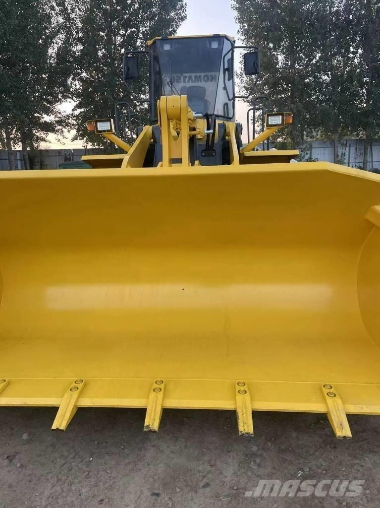 Komatsu WA 380 Kolesové nakladače