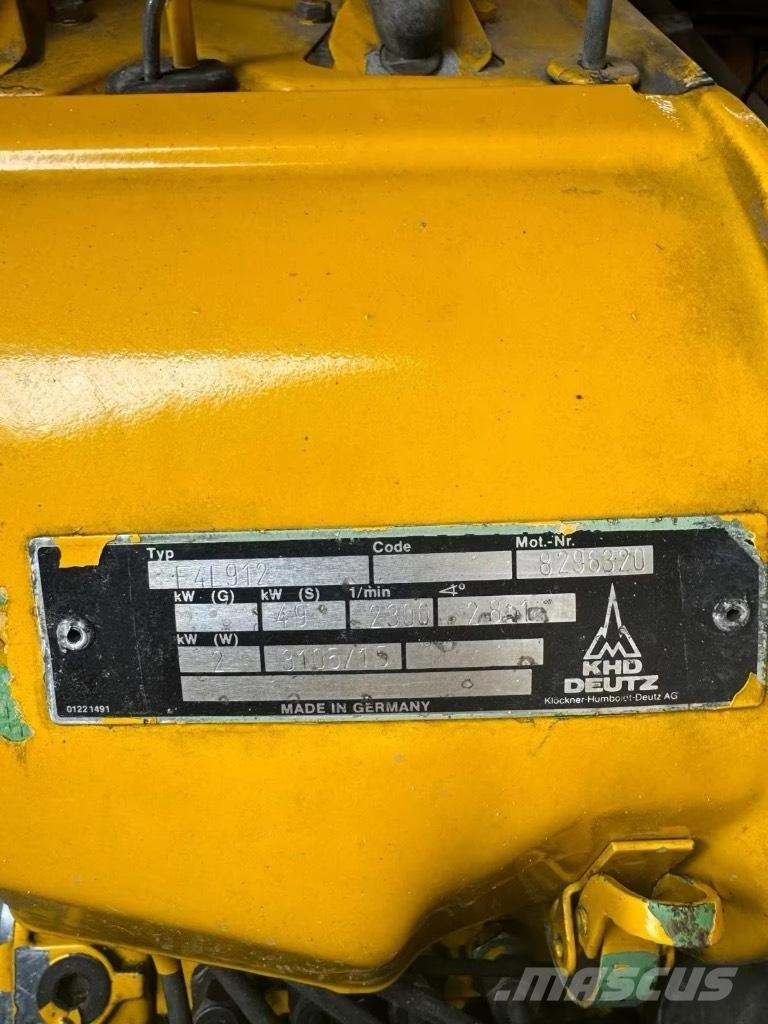 Atlas AR 72 Kolesové nakladače