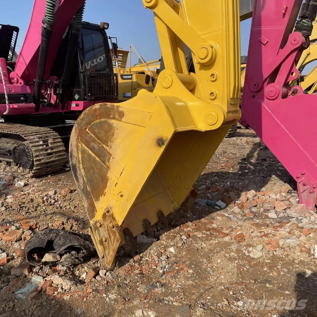 Komatsu PC 240 Pásové rýpadlá