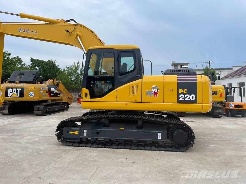 Komatsu pc220-7 Pásové rýpadlá