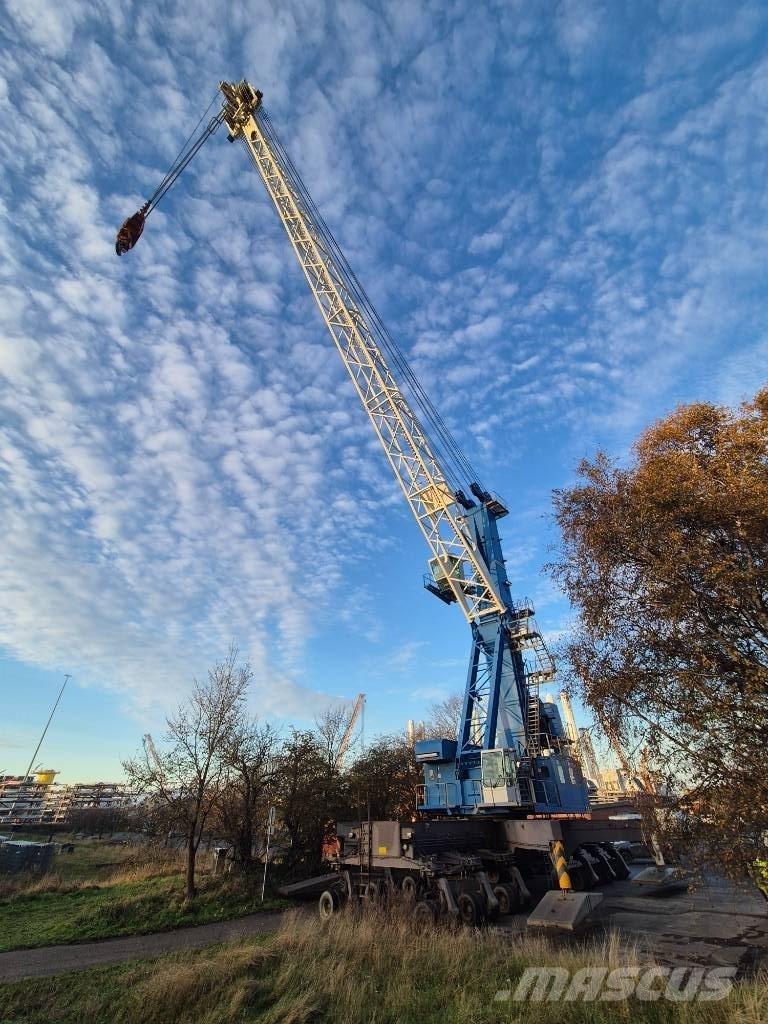 Liebherr LHM 250 Prístavné žeriavy