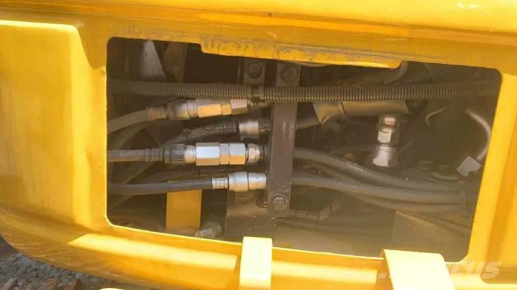 Komatsu PC 40 MR Pásové rýpadlá