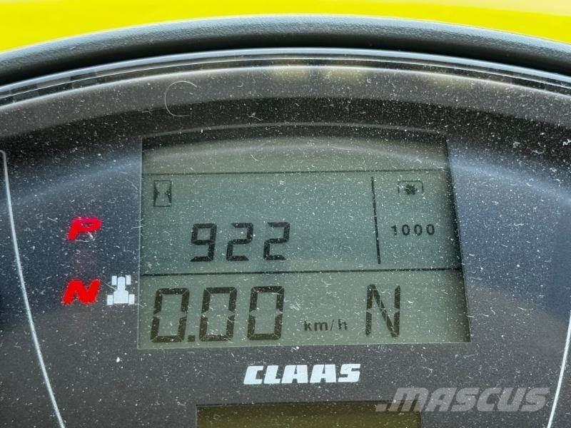 CLAAS AXION 870 Traktory
