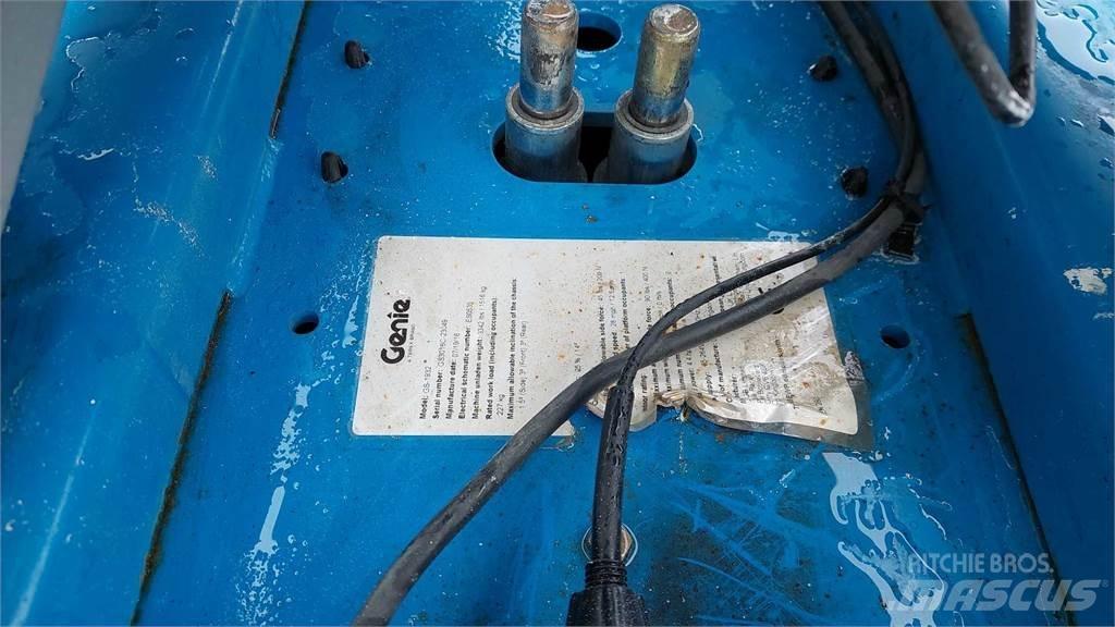 Genie GS1932 Nožnicové zdvíhacie plošiny