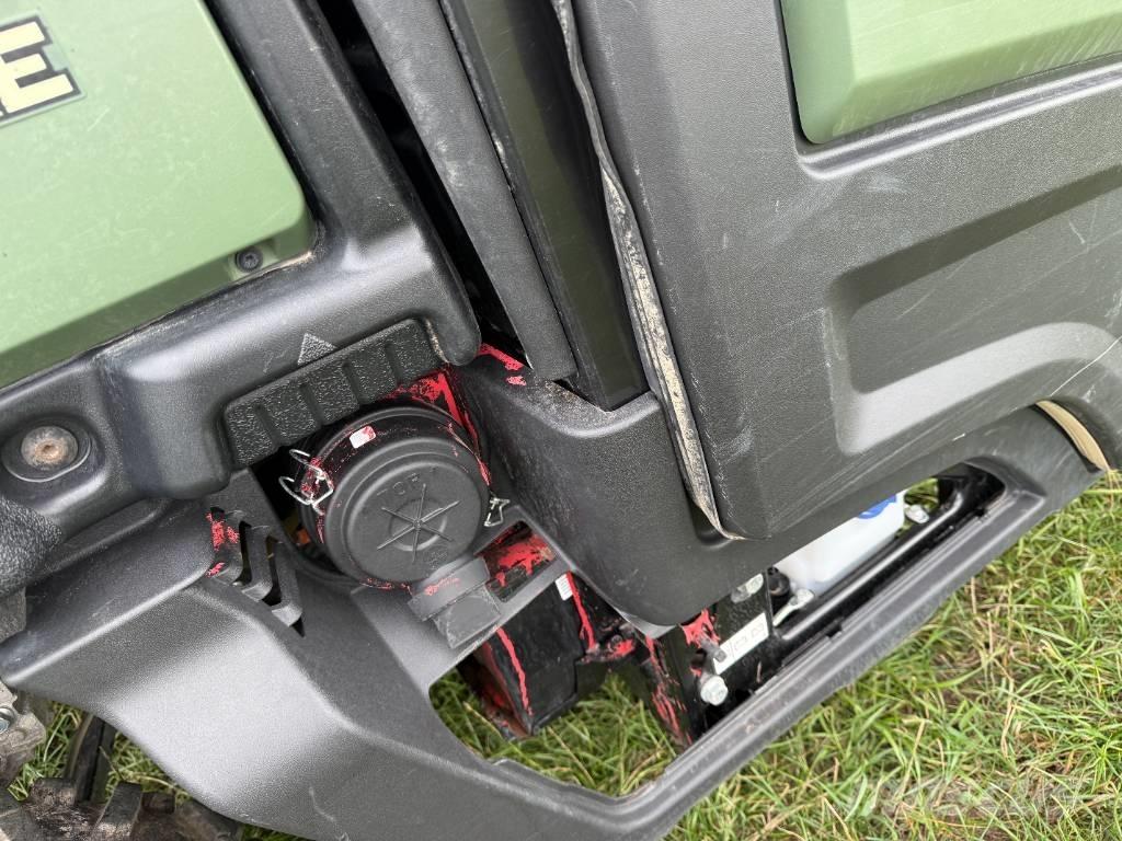 John Deere XUV 865 Úžitkové vozne