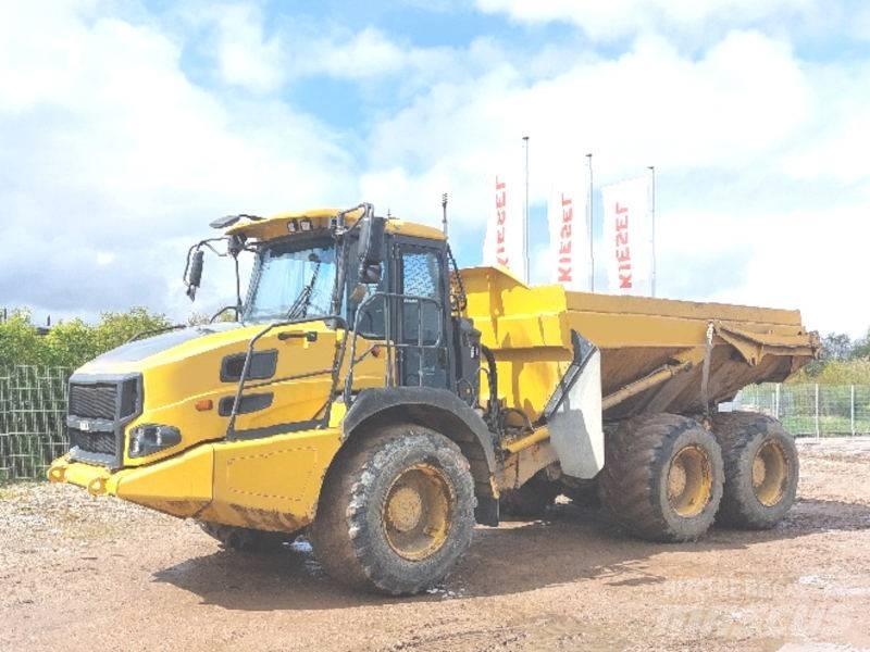 Bell B 20 E Kĺbové nákladné autá