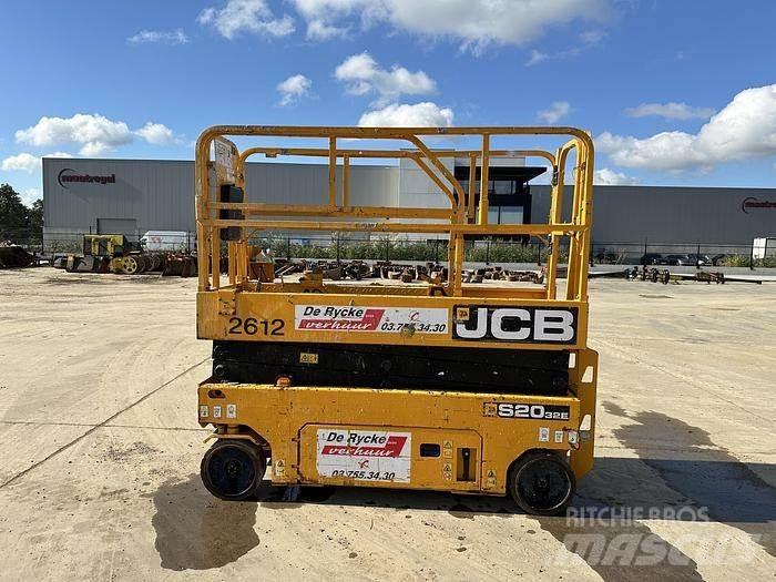 JCB S2032E Nožnicové zdvíhacie plošiny