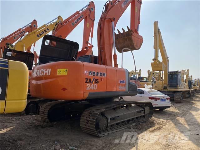 Hitachi ZX240 Pásové rýpadlá