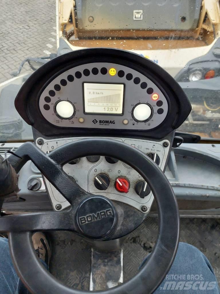 Bomag BW 161 AD-5 Tandemové valce