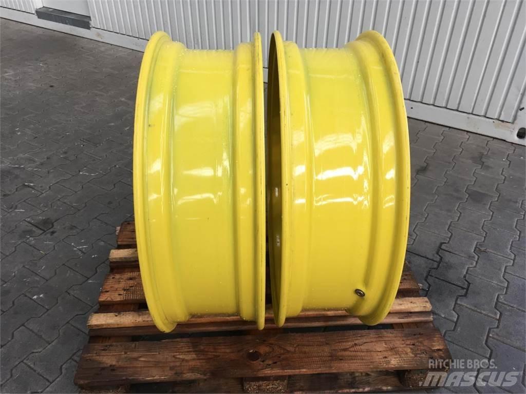 John Deere 10x34 Pneumatiky, kolesá a ráfiky
