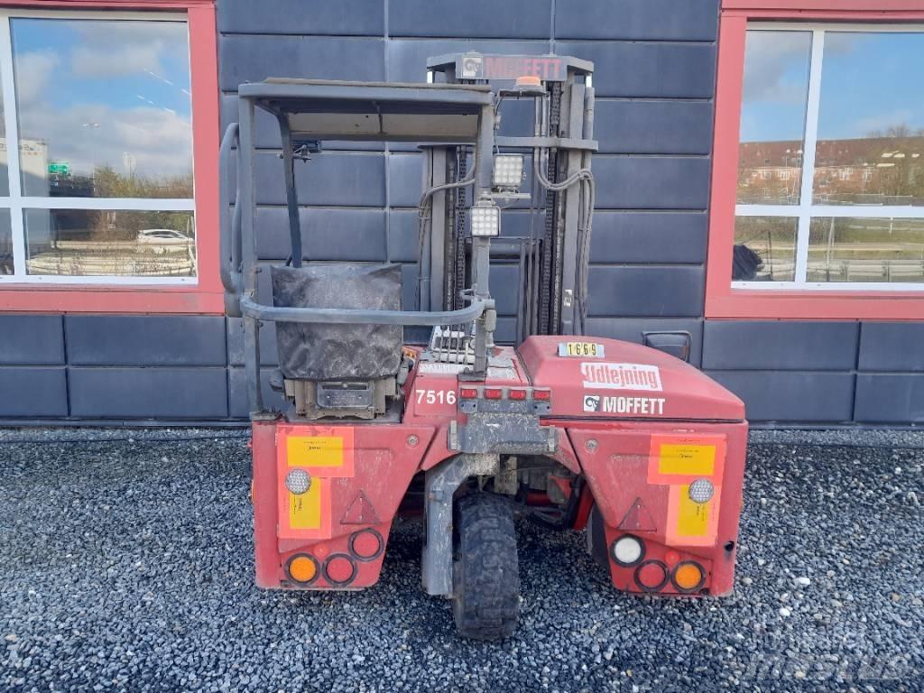 Moffett M4 25.3 NX Iné