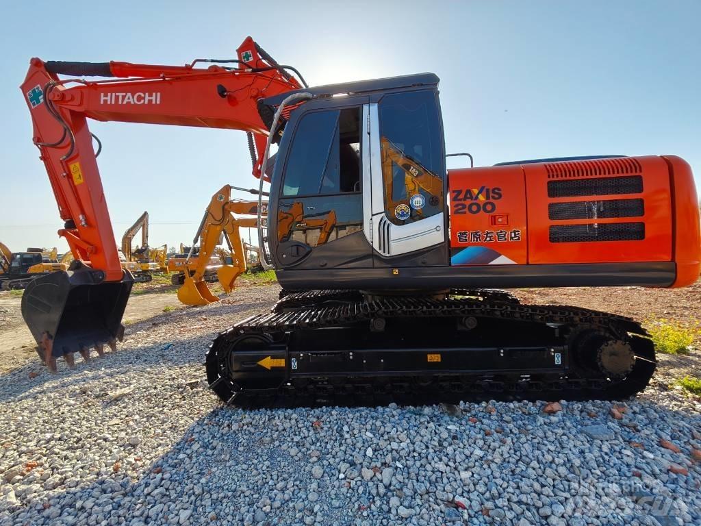 Hitachi ZX 200 Pásové rýpadlá