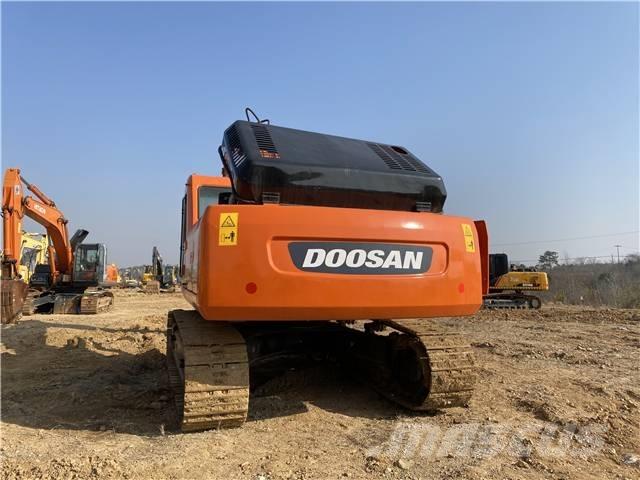 Doosan DH 300 Pásové rýpadlá