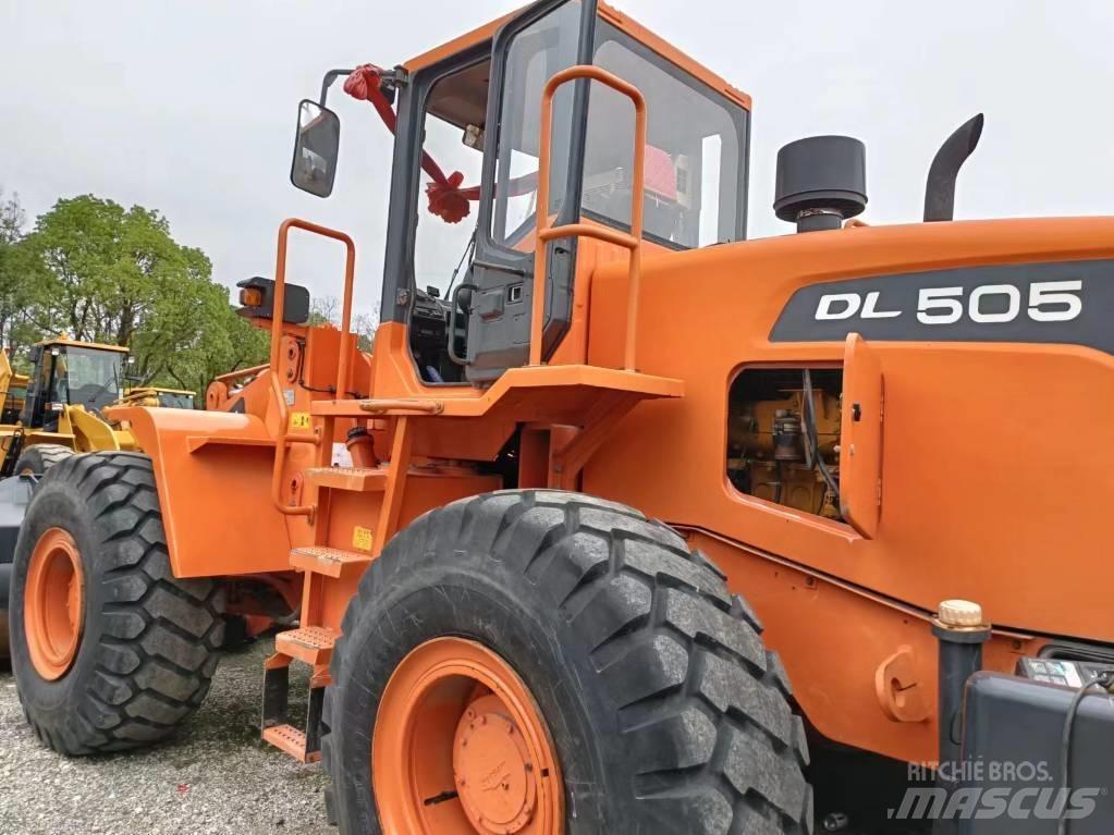 Doosan DL505 Kolesové nakladače