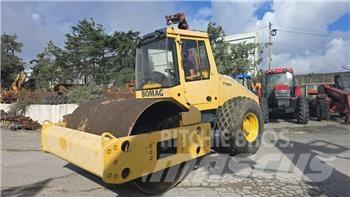 Bomag BW 211 D-40 Tandemové valce
