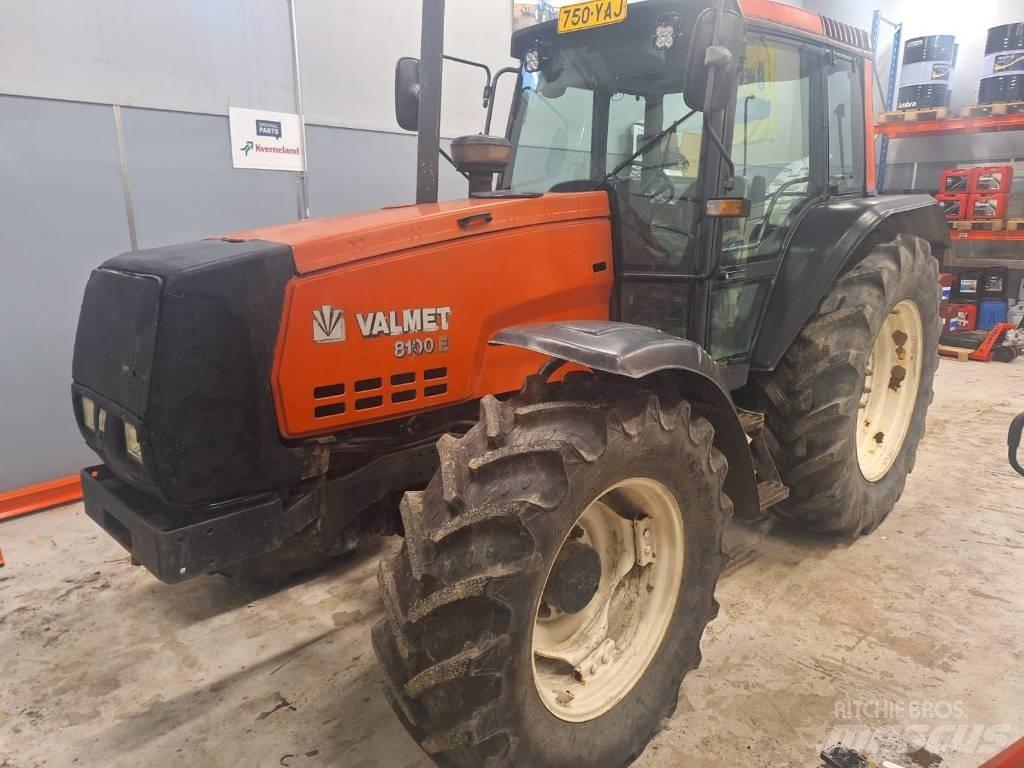 Valtra Valmet 8100E Traktory