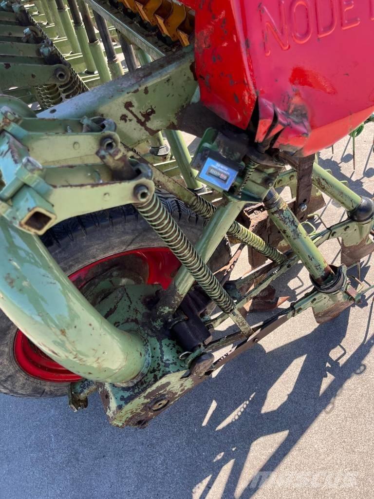 Nodet Zaaimachine Mechanické sejačky