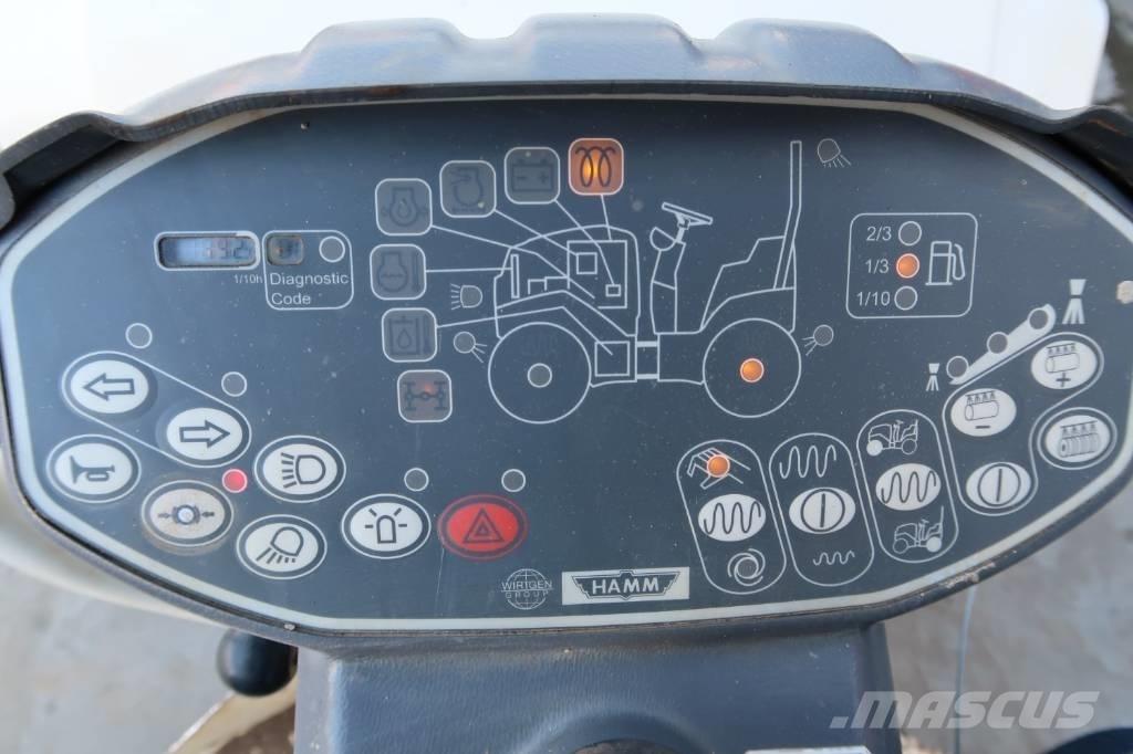Hamm HD 12 VV Tandemové valce