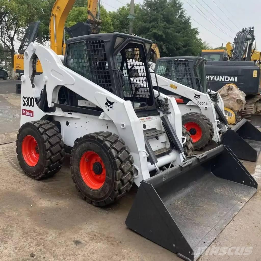 Bobcat S300 Šmykom riadené nakladače