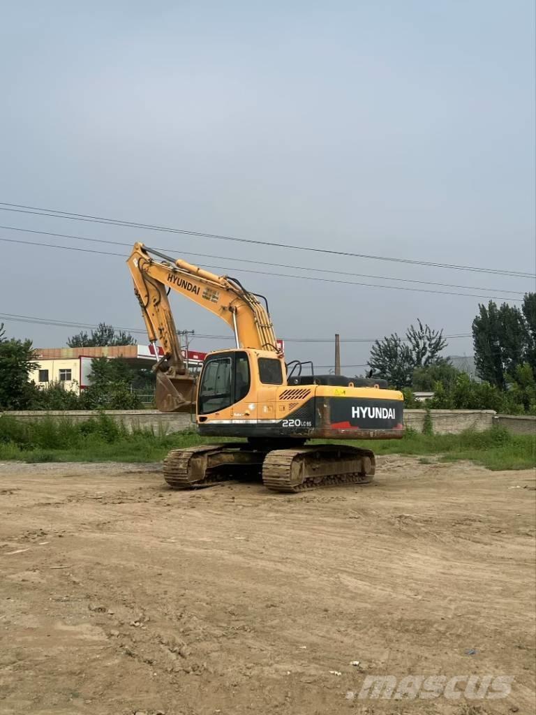 Hyundai R220-9S Pásové rýpadlá