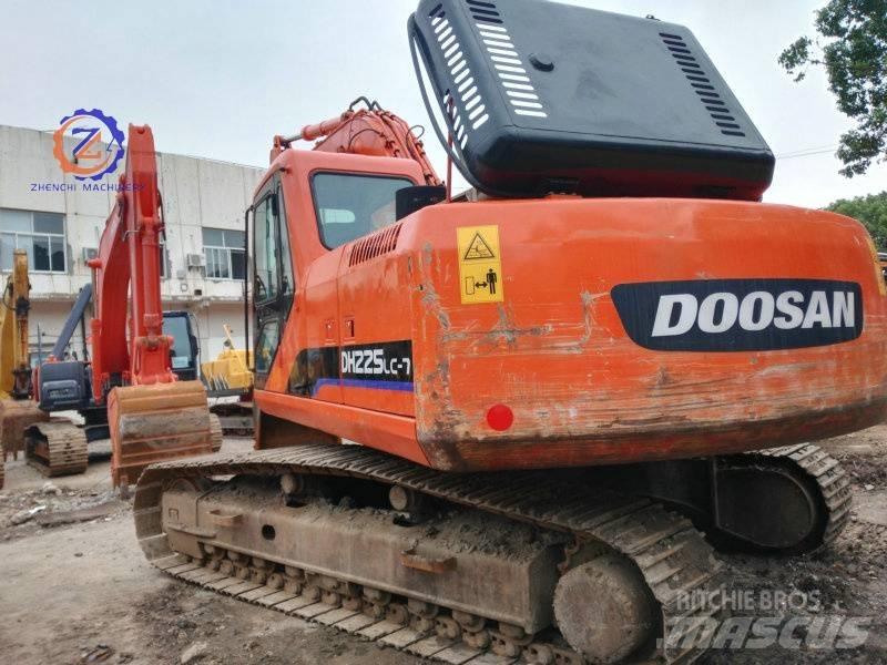 Doosan DH 225 LC-7 Pásové rýpadlá