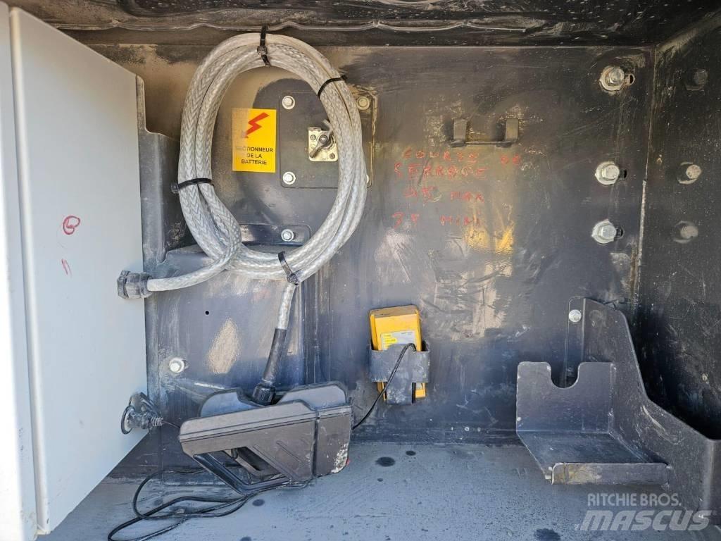 Sandvik QJ 341 Mobilné drviče