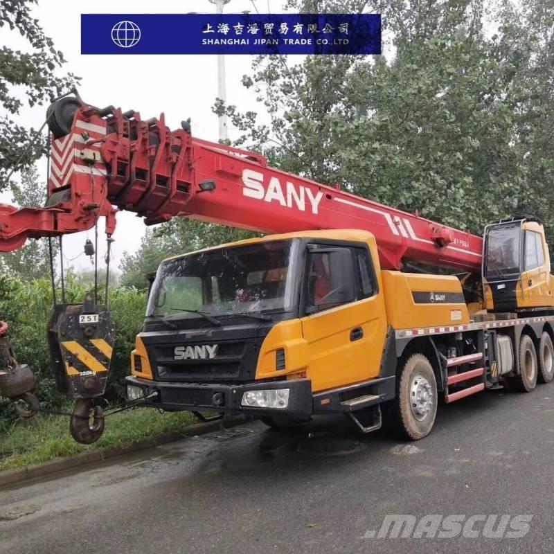 Sany STC 250 Univerzálne terénne žeriavy
