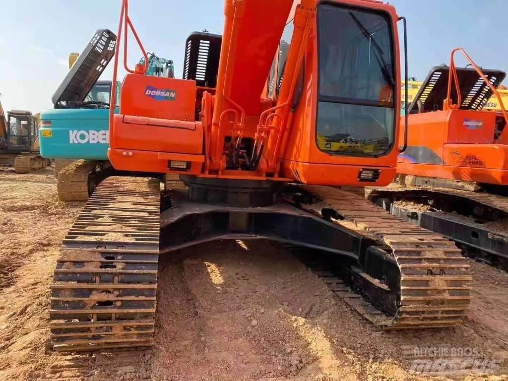 Doosan dh220lc-7 Pásové rýpadlá