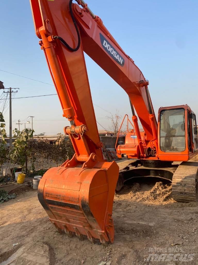 Doosan dh220lc-7 Pásové rýpadlá
