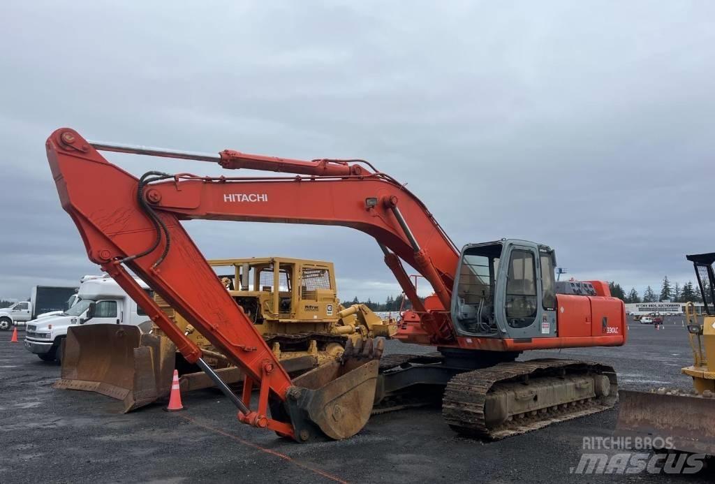 Hitachi EX 330 LC-5 Pásové rýpadlá